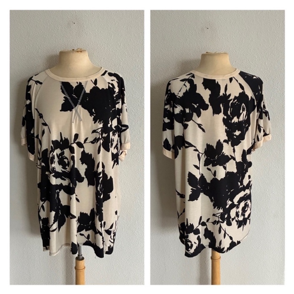 ❤️$10 Heimish leaf print tee